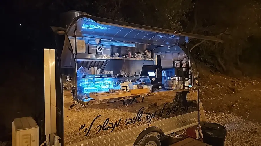 עגלת קפה ליד עפולה: קפה בנחל - עגלת קפה