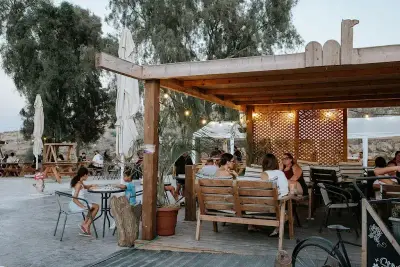 הדבשת - עגלת קפה במדבר
