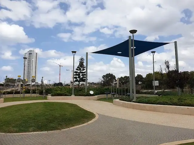 פלנתניה: תמונה