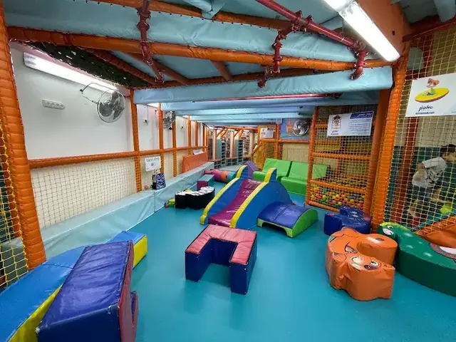 גרביטי פארק Gravity יהוד: תמונה