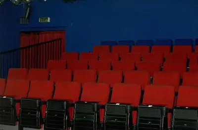 תיאטרון ניקו ניתאי