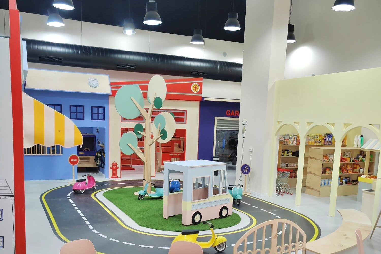 Tiny Town / טייני טאון